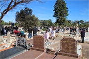 Moonta-Grave-Dressing-34