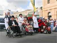 KL17-Parade-098